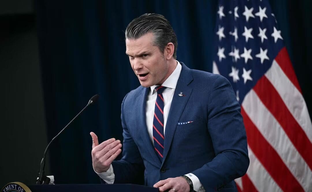 Pete Hegseth, secretario de Guerra de EU, reconoció la colaboración de México en la lucha antidrogas durante una comparecencia en el Congreso, pero exigió mayores esfuerzos para evitar una intervención estadounidense directa.
