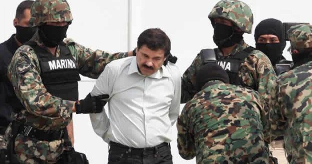 El Chapo Guzmán envió una carta manuscrita al tribunal de Brooklyn pidiendo su extradición a México. Alega evidencia no probada y pide trato igualitario. Conoce el contenido completo de la misiva y el contexto del caso.
