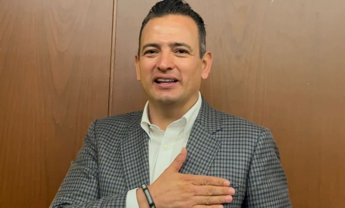 La encuesta Rubrum del 5 de mayo muestra a Morena con 39.9% y al PAN con 37.8% en intención de voto para la gubernatura de Chihuahua 2027. Marco Bonilla lidera las preferencias internas del PAN con 69.4%.
