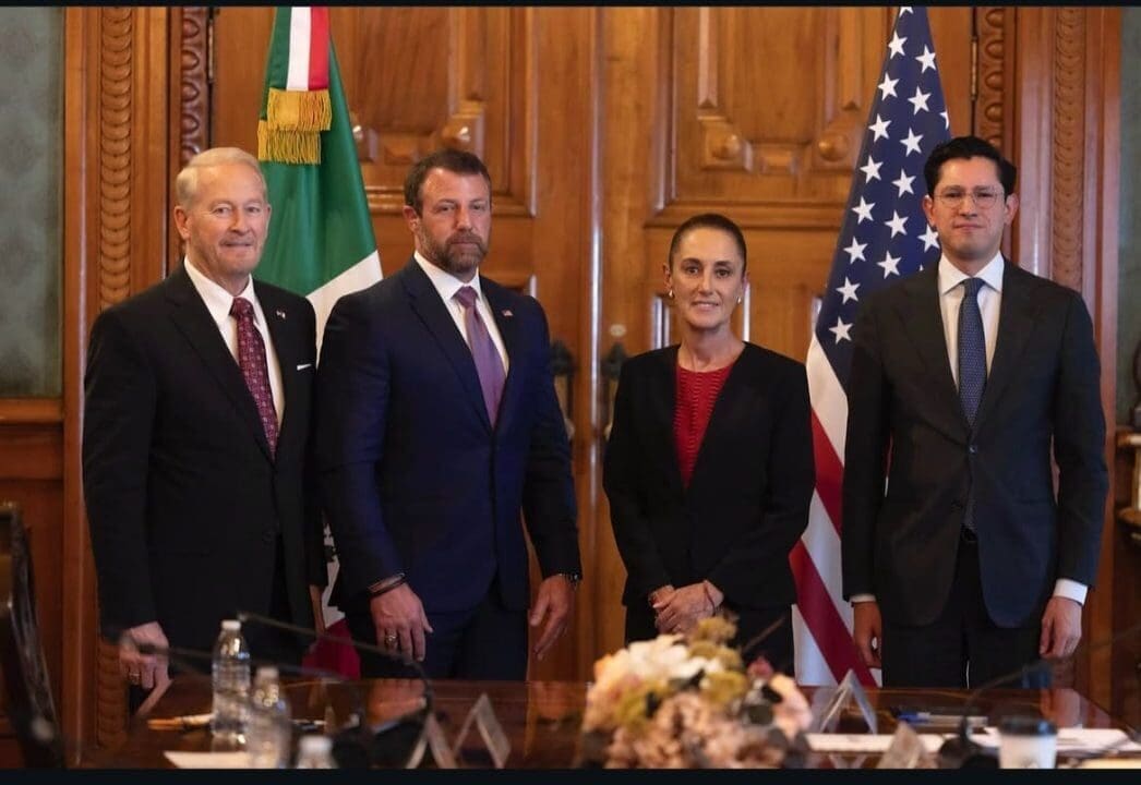 Sheinbaum y Markwayne Mullin acuerdan fortalecer cooperación entre México y Estados Unidos en seguridad y migración.