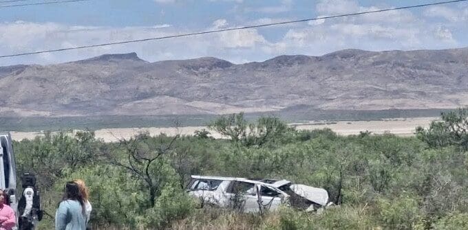 Autoridades identifican a cuatro de los seis heridos en el accidente de la carretera a Juárez, donde murieron dos funcionarios.