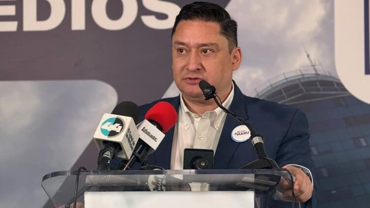 El Congreso de Chihuahua suspende su sesión ordinaria ante denuncias de amenazas digitales a diputados.