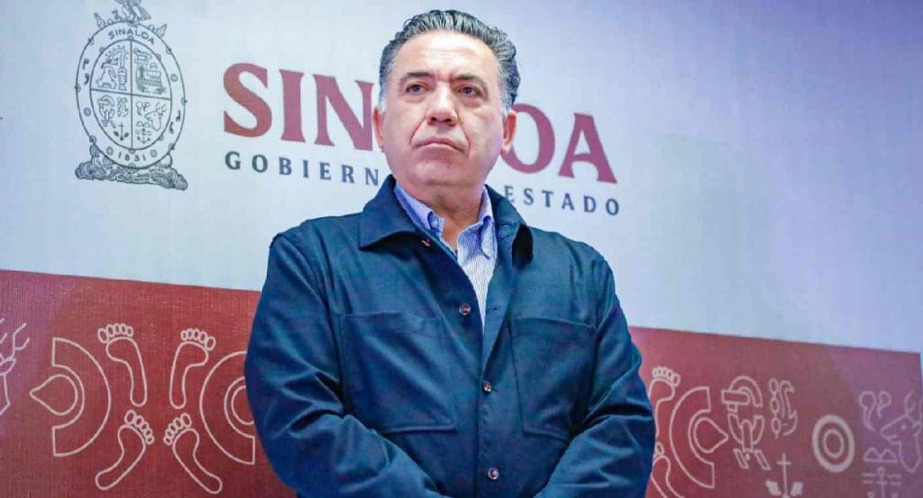 El senador Enrique Inzunza pide licencia temporal en medio de la investigación por presuntos nexos delictivos.