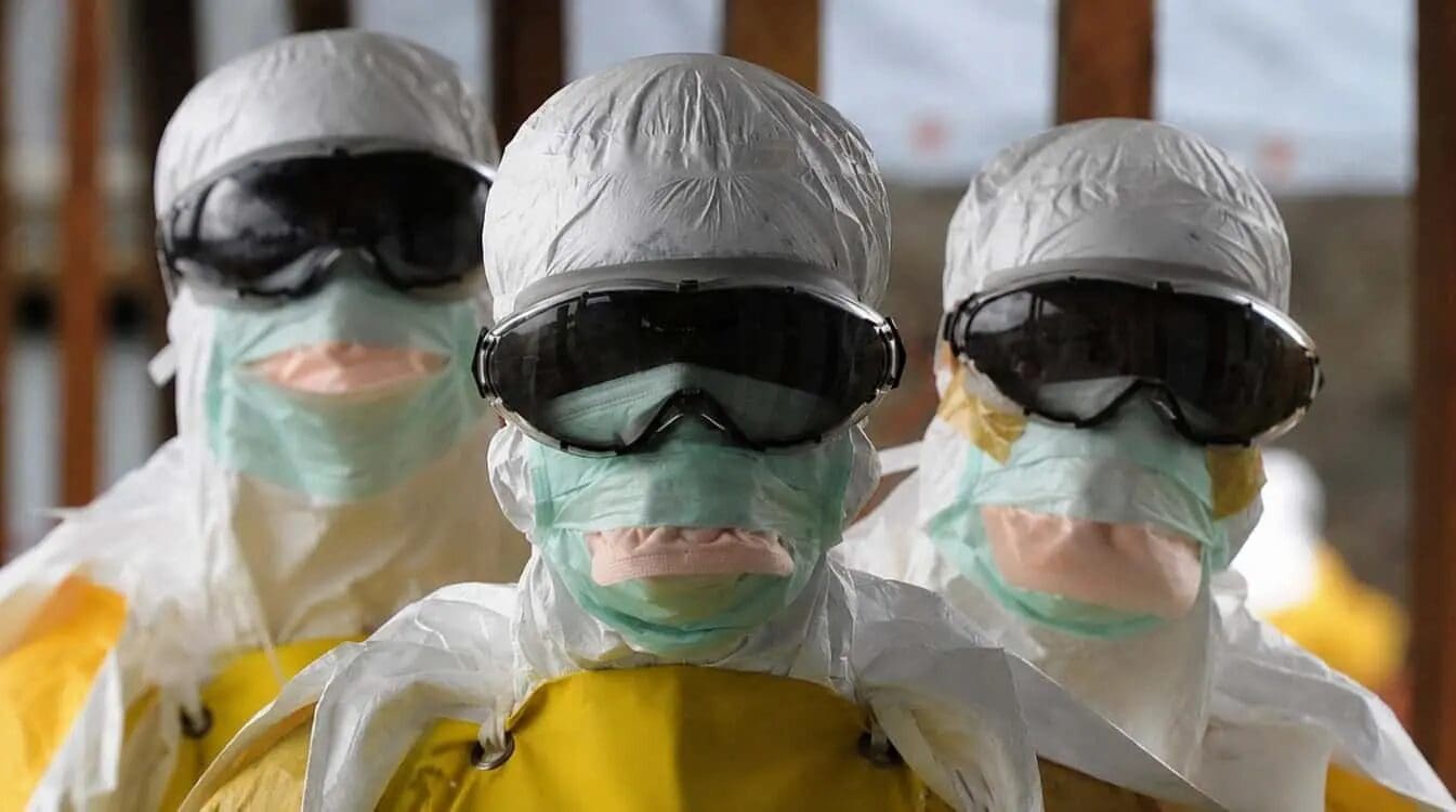 México activa protocolo de vigilancia epidemiológica para viajeros procedentes de zonas con ébola de cara a los eventos del Mundial 2026.