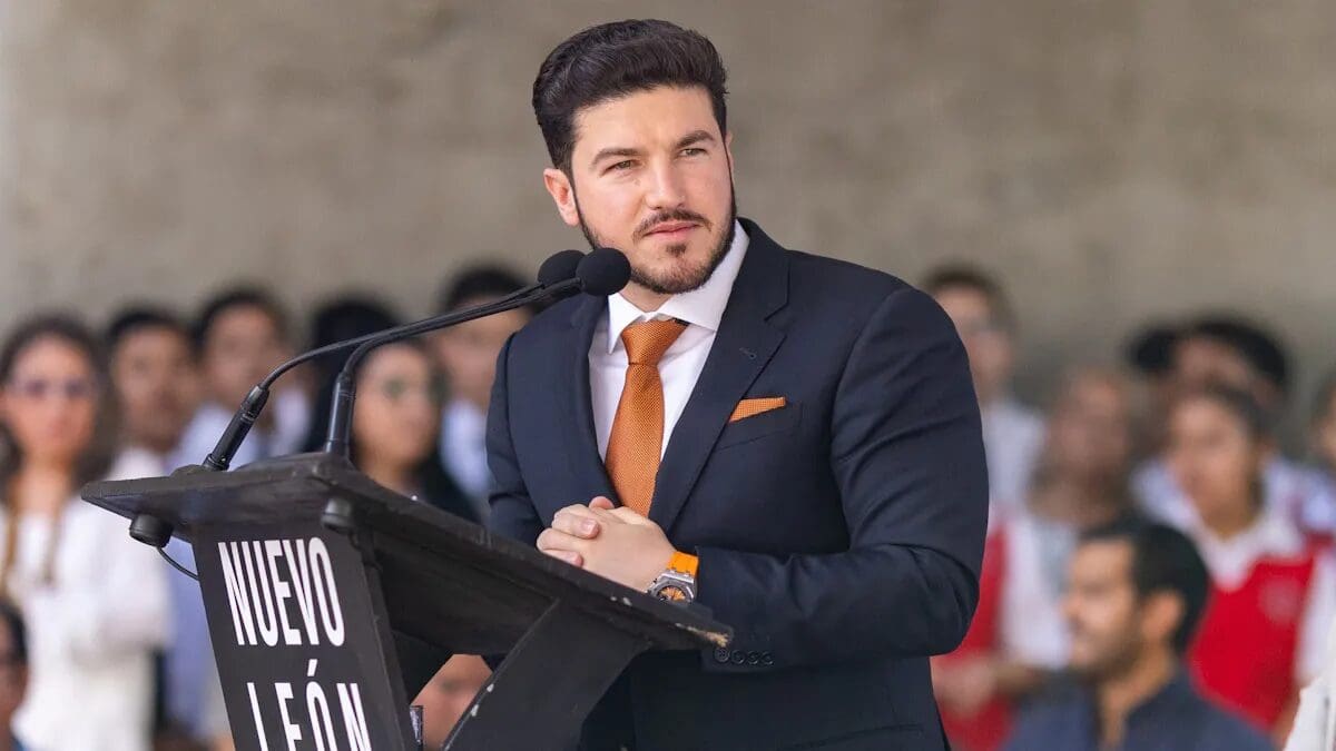 Congreso de Nuevo León inició un juicio político contra Samuel García por presunta triangulación de recursos públicos.