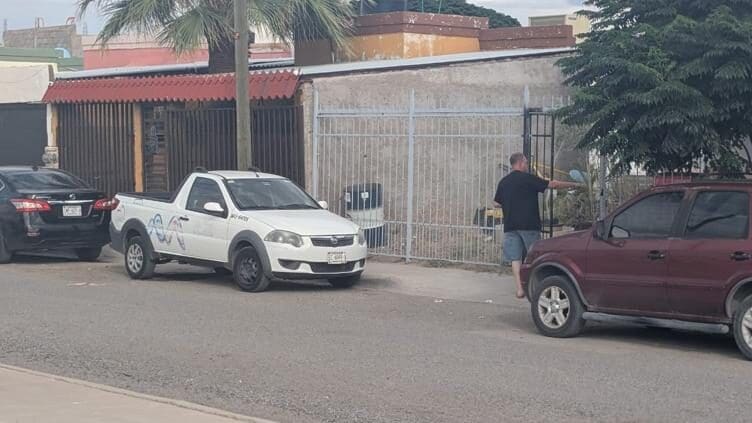 El Gobierno Municipal de Chihuahua destituyó a un funcionario señalado por la muerte de un perro en la colonia Jardines de Oriente.