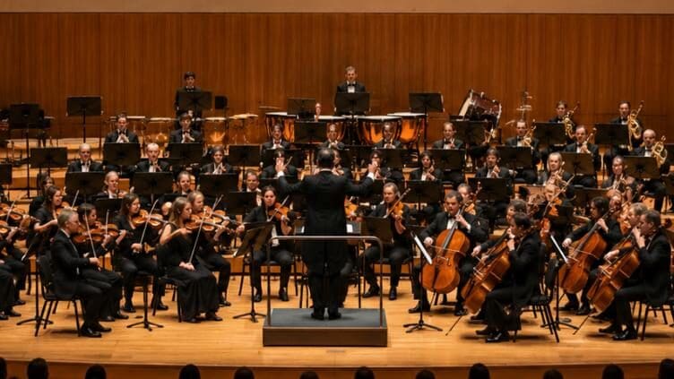 La UACH invita al concierto Música de Nuestra América, una presentación gratuita en Rectoría con la participación de la Orquesta Sinfónica Universitaria.