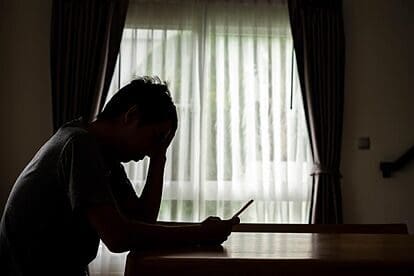 La salud mental masculina vuelve al debate público ante las altas cifras de suicidio y la necesidad de visibilizar problemas como depresión, ansiedad y soledad.
