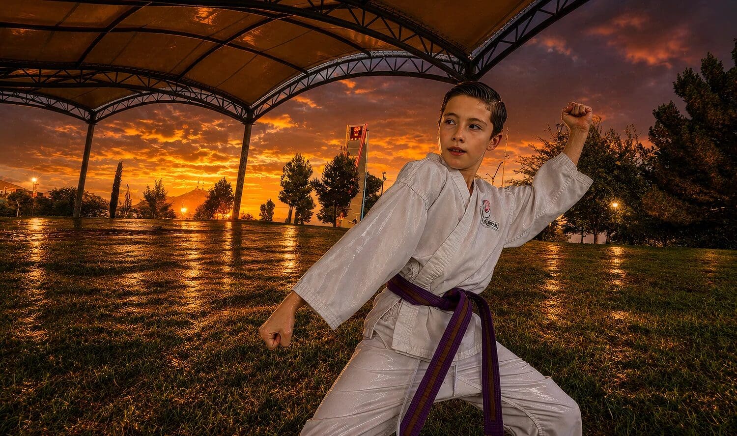 Dylan “El Niño Guerrero”, karateca chihuahuense de 10 años, busca apoyo para competir en un importante campeonato internacional de Karate Shotokan.