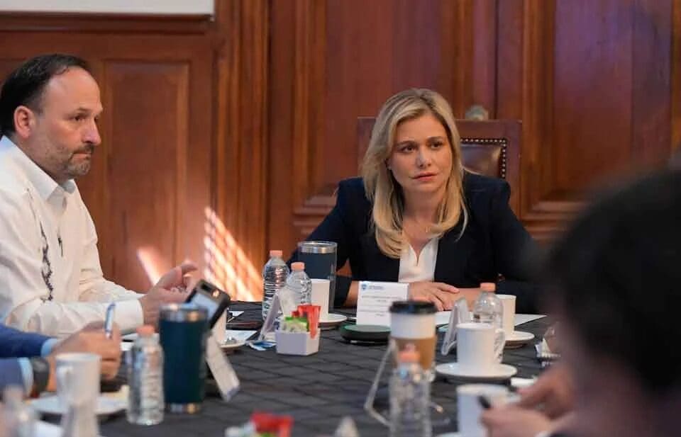 Maru Campos destacó mejoras en la percepción de seguridad y el aumento de confianza ciudadana hacia la Policía Estatal durante la Mesa Estatal de Construcción de Paz.
