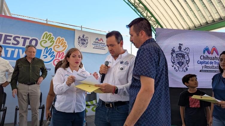 El alcalde Marco Bonilla captó los dos primeros proyectos ciudadanos de infraestructura para el esquema del Presupuesto Participativo.