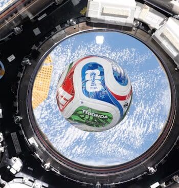 La NASA probó en la ISS el balón Trionda del Mundial 2026 para analizar su equilibrio, sensores y comportamiento en microgravedad.