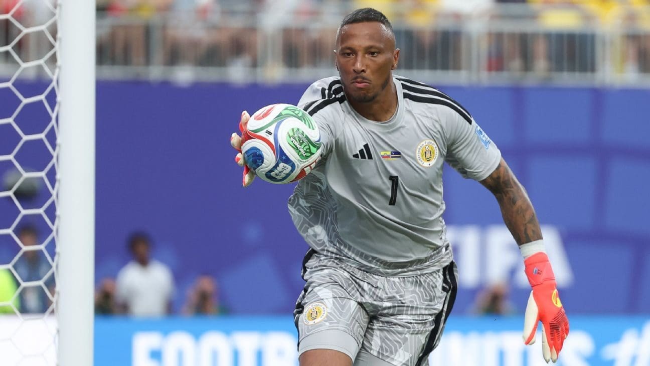 Eloy Room hizo historia en el Mundial 2026 al registrar 15 atajadas y ayudar a Curazao a conseguir el primer punto mundialista de su historia.