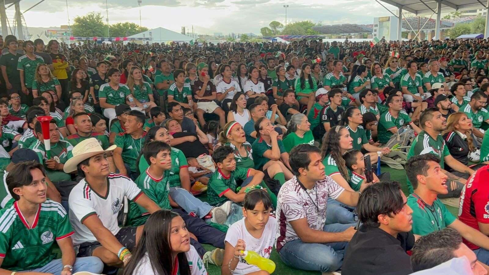 La Policía Municipal desplegará un operativo especial con 118 elementos para resguardar a los aficionados que asistirán a Plaza Mayor y Pancho Villa por el México vs Chequia.