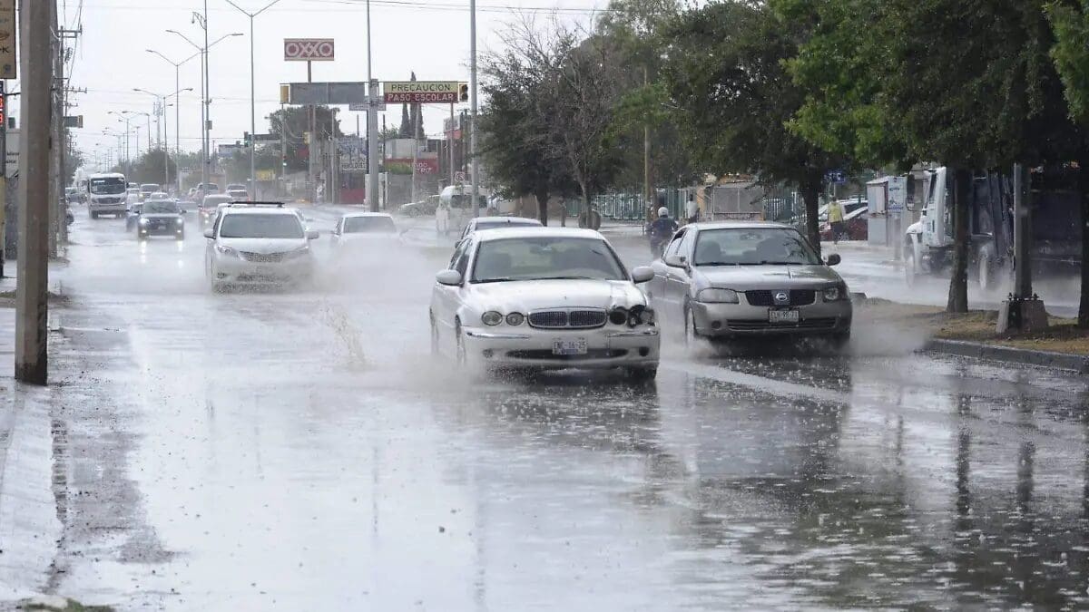 Protección Civil pronostica lluvias, calor y rachas de viento durante la semana en Chihuahua; el miércoles será el día con mayor probabilidad de precipitación.