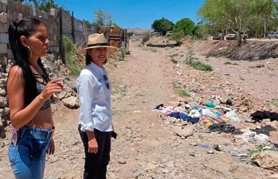 Rosa Isela Martínez llamó a la ciudadanía a mantener limpios arroyos y coladeras para prevenir inundaciones durante la temporada de lluvias.