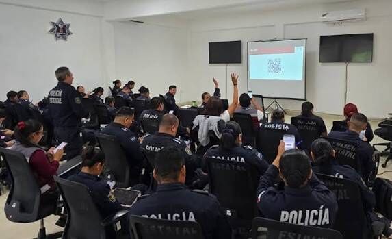 El IMPAS informó que policías municipales de Chihuahua reciben mayor capacitación para intervenir en crisis suicidas y fortalecer la atención en salud mental.