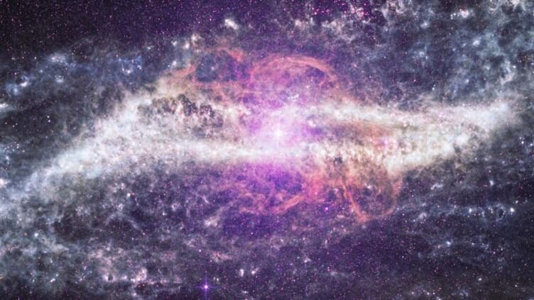 La NASA presentó nuevas imágenes de Centaurus A captadas por el Telescopio James Webb, revelando detalles ocultos del núcleo de esta galaxia activa.