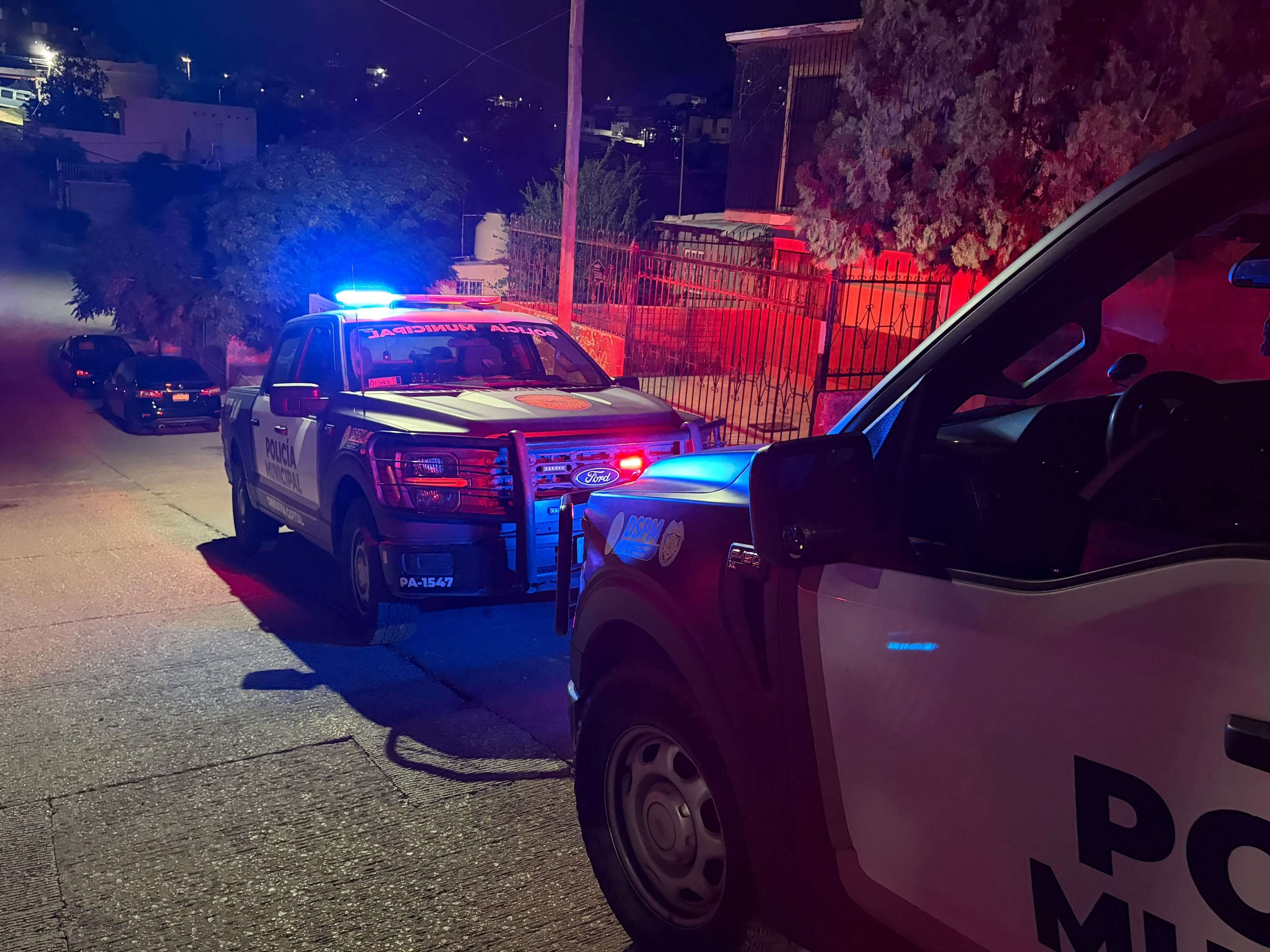 Un adulto mayor de 71 años fue asesinado con arma blanca en una vivienda de la colonia San Rafael. La Fiscalía investiga el homicidio.
