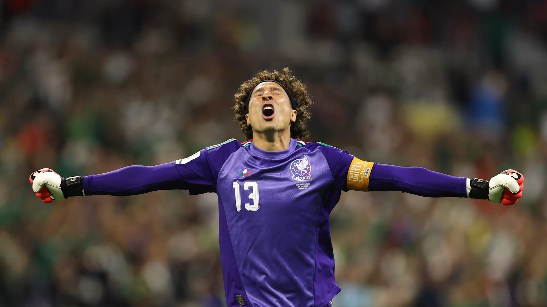 Guillermo Ochoa anunció su retiro del futbol profesional tras una carrera de más de 20 años, seis Copas del Mundo y un legado histórico con la Selección Mexicana.