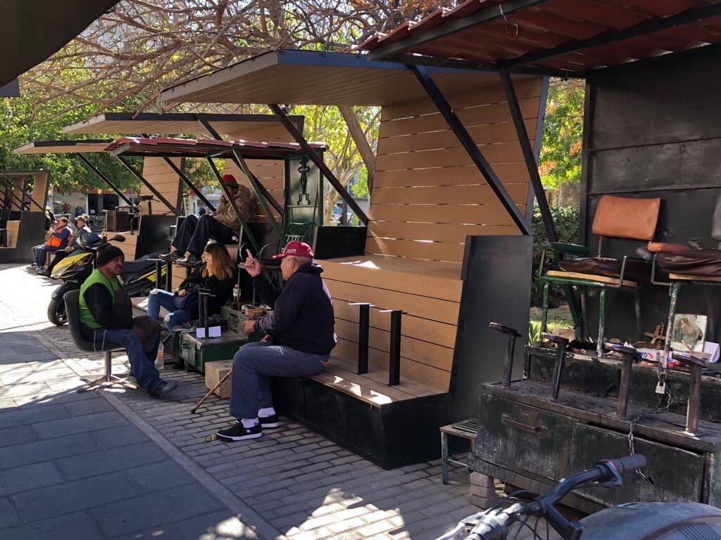 La Plaza Merino registra una baja presencia de boleros y clientes, pese a la remodelación realizada hace casi tres años en el Centro Histórico de Chihuahua.
