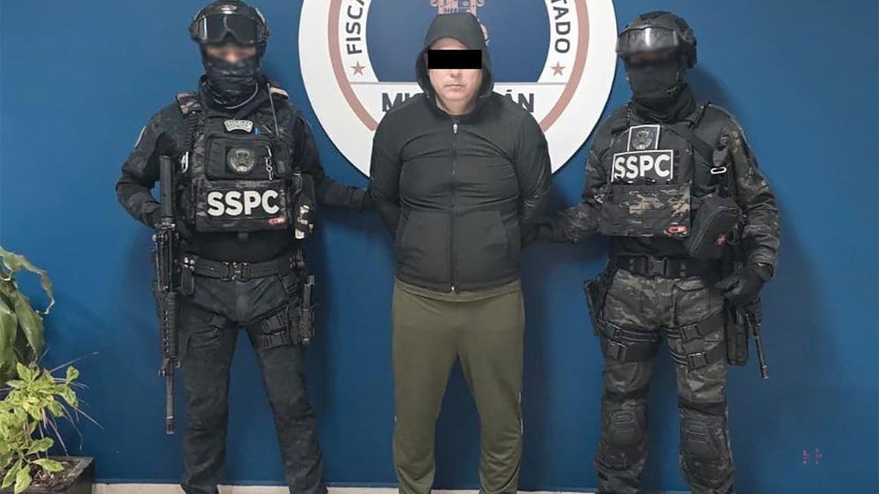 La Fiscalía de Michoacán confirmó que El Licenciado enfrentará juicio oral por el asesinato del exalcalde Carlos Manzo tras fracasar un posible acuerdo abreviado.