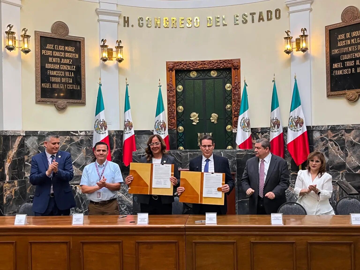 La Secretaría de Hacienda y la CEDH firmaron un convenio para agilizar el uso del padrón estatal de proveedores y fortalecer la transparencia administrativa.