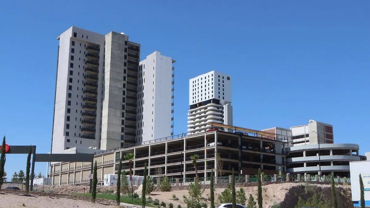 Distrito 1 continúa expandiéndose con nuevos desarrollos comerciales, habitacionales y de servicios, consolidándose como uno de los principales polos de crecimiento en Chihuahua.