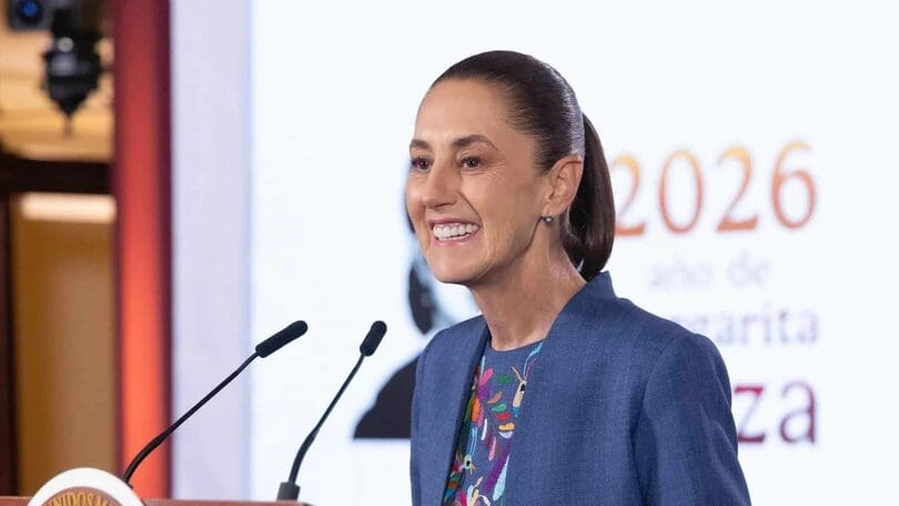 Sheinbaum rechazó la propuesta del PAN para tener derecho de réplica en la ‘mañanera’ y pidió a la oposición realizar sus propias conferencias.