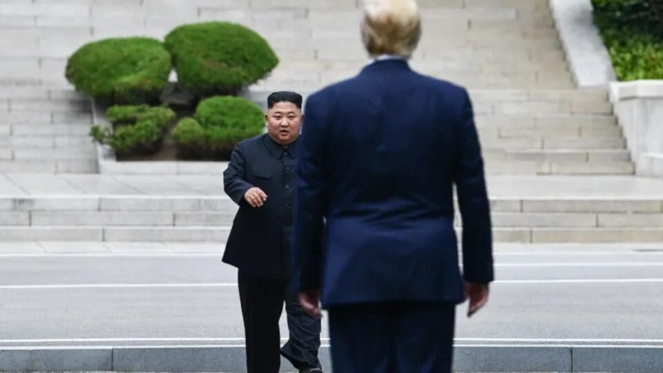 Corea del Norte negó conversaciones entre Kim Jong-un y Donald Trump y aseguró que las políticas hostiles de Estados Unidos no han cambiado.
