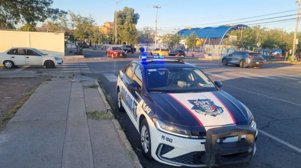 El regreso a clases en Chihuahua comenzó con un operativo de 140 policías de la DSPM para reforzar la seguridad en escuelas y detectar planteles vandalizados.