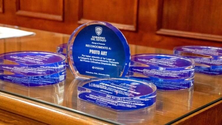 La SIDE mantiene abierta la convocatoria del Premio Chihuahua Emprende 2026, dirigida a personas que buscan fortalecer y consolidar sus proyectos.