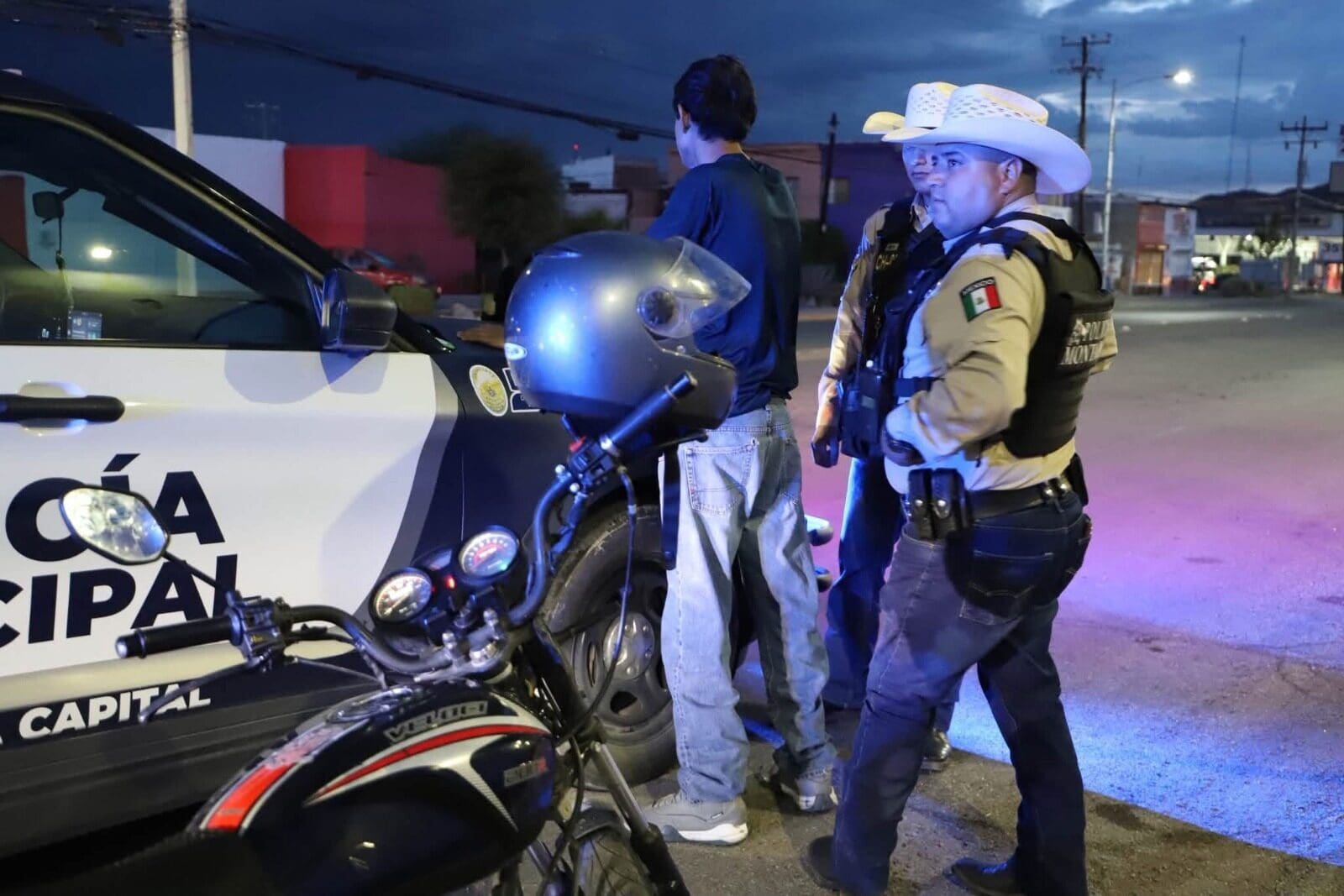 La Policía Municipal de Chihuahua ha asegurado 357 motocicletas este año mediante Cero Tolerancia y PECUU; 57 permanecen bajo resguardo.