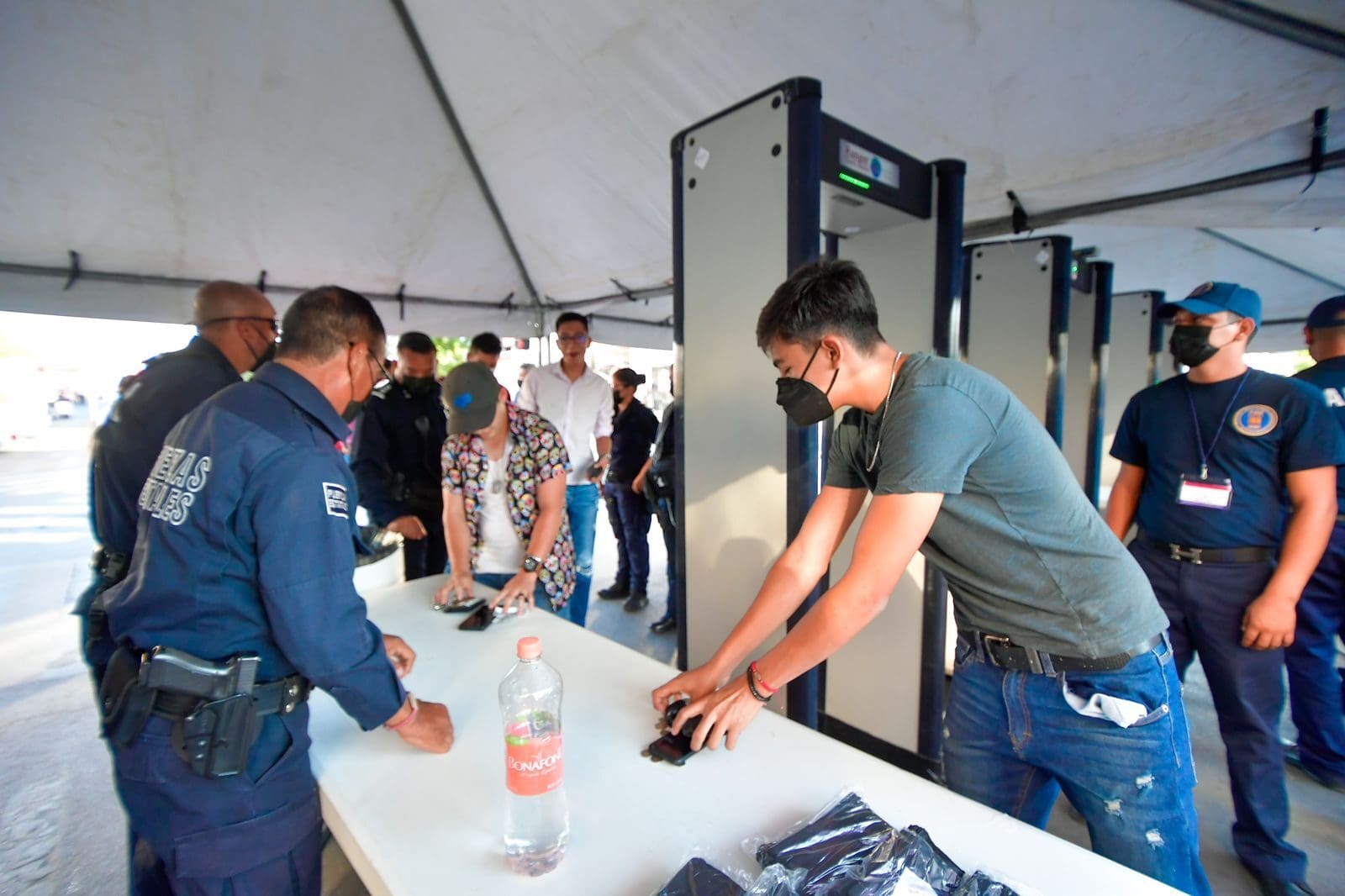 Más de mil 100 elementos de seguridad, emergencia y Protección Civil participarán en el operativo del Grito de Independencia en Chihuahua.