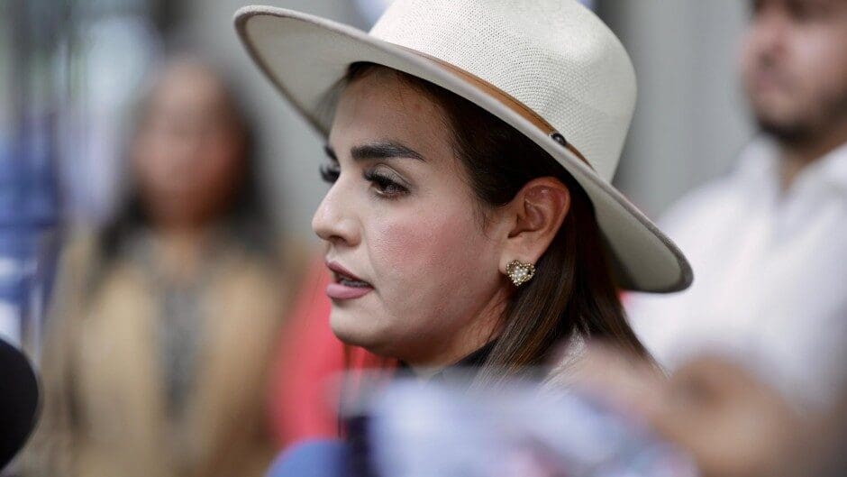 Grecia Quiroz insistió en reunirse con Claudia Sheinbaum como alcaldesa de Uruapan y solicitó a la FGR atraer la investigación del asesinato de Carlos Manzo.