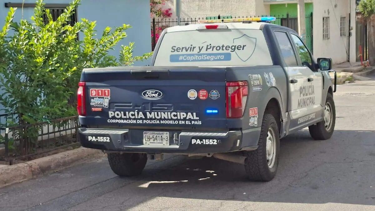Investigan el robo de más de 500 mil pesos en efectivo de una vivienda ubicada en la colonia Rubio de Chihuahua.