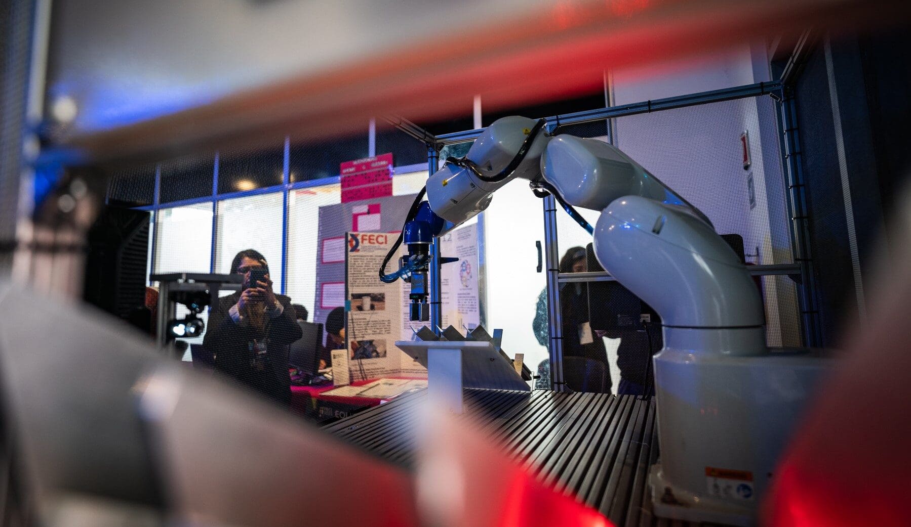 Estudiantes de Media Superior y Superior podrán participar en la FECI 2026 con proyectos de ciencia, tecnología e innovación. El pre-registro cierra el 13 de noviembre.