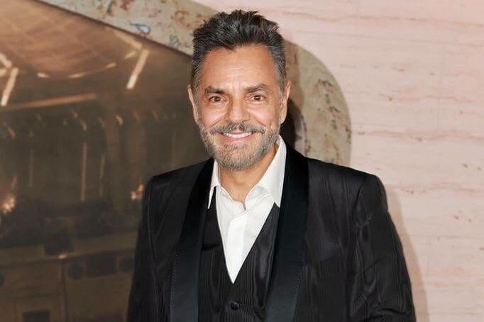 Eugenio Derbez cumple 65 años trabajando en Uruguay y lejos de su familia, mientras comparte una emotiva reflexión sobre la vida y el paso del tiempo.