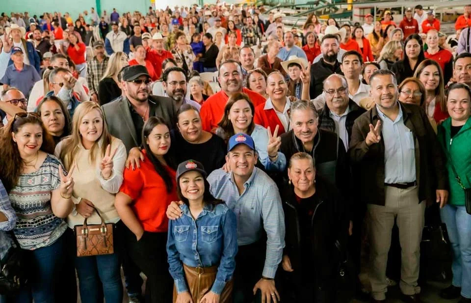Bonilla sostiene encuentro con más de mil personas en Guerrero
