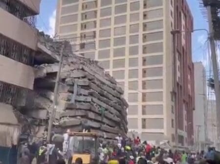 Derrumbe de edificio en construcción en Nairobi moviliza cuerpos de rescate