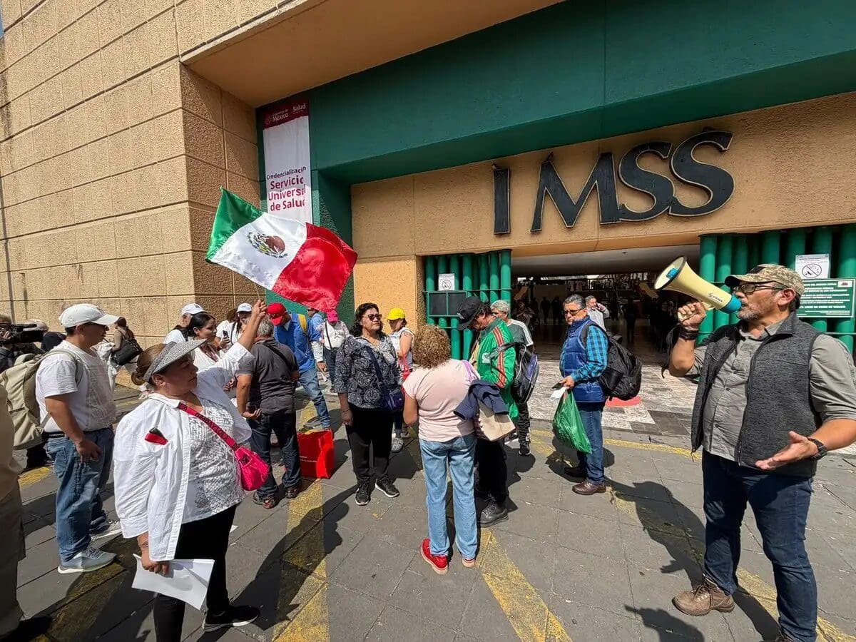 El IMSS presentará una contrapropuesta de aumento salarial tras el rechazo de sus trabajadores. Conoce lo que dijo Sheinbaum y qué contemplará la nueva oferta.