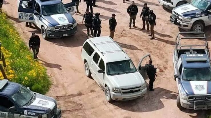 Operativo de la FGE en Balleza tras reporte de presunto secuestro masivo