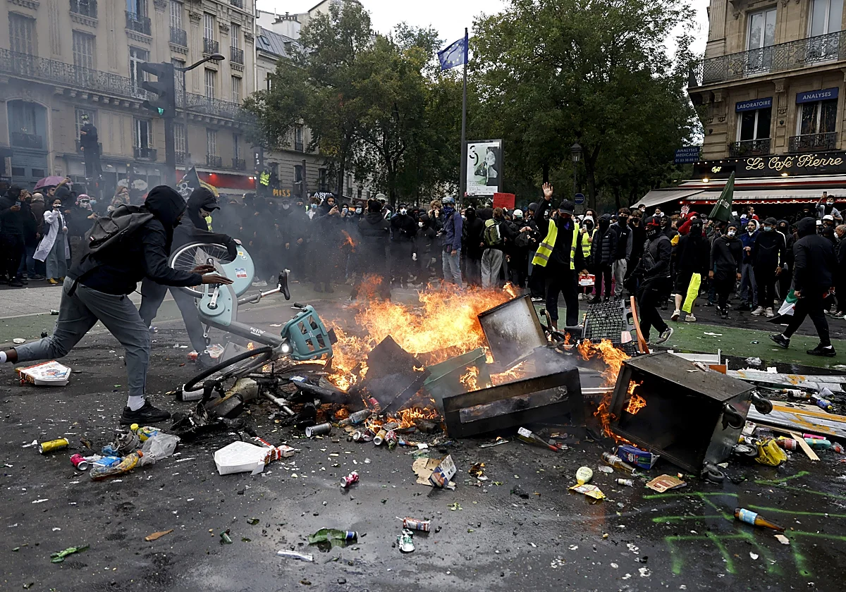 Protestas por alto costo de vida sacuden Francia con casi dos mil detenidos