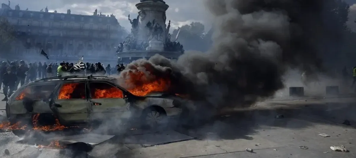 Protestas por alto costo de vida sacuden Francia con casi dos mil detenidos