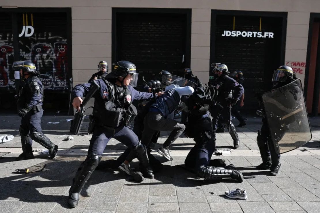 Protestas por alto costo de vida sacuden Francia con casi dos mil detenidos